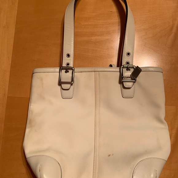 White Coach purse used - Picture 2 of 4